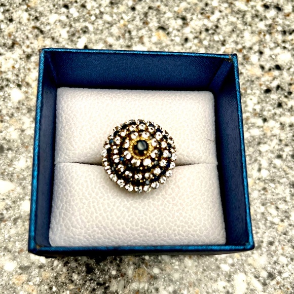 Diamond and Sapphire Ballerina Estate Ring - Picture 2 of 16